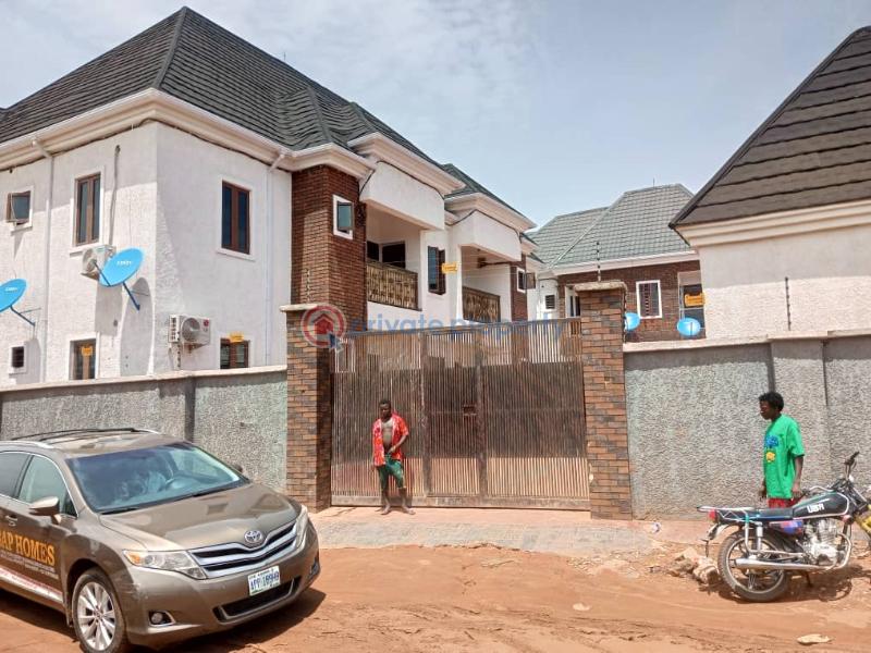 For rent 5 bedroom Duplex Behind Govt House, Core Area Asaba Asaba