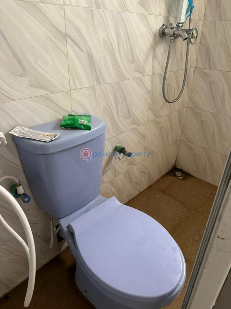 A tastefully built room and parlour selfcon at quarry asunle, akala express - 1 1 bedroom Mini Flat For Rent Asunle, Akala Express Akala Express Ibadan Oyo - 1