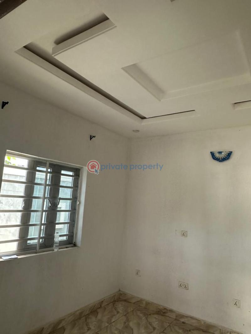 A tastefully built room and parlour selfcon at quarry asunle, akala express - 7 1 bedroom Mini Flat For Rent Asunle, Akala Express Akala Express Ibadan Oyo - 7