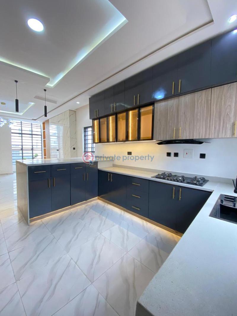 4 bedroom Detached Duplex For Sale Ikota Lekki Lagos - 5