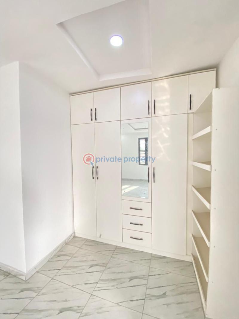 4 bedroom House For Sale Ikate Lekki Lagos - 5