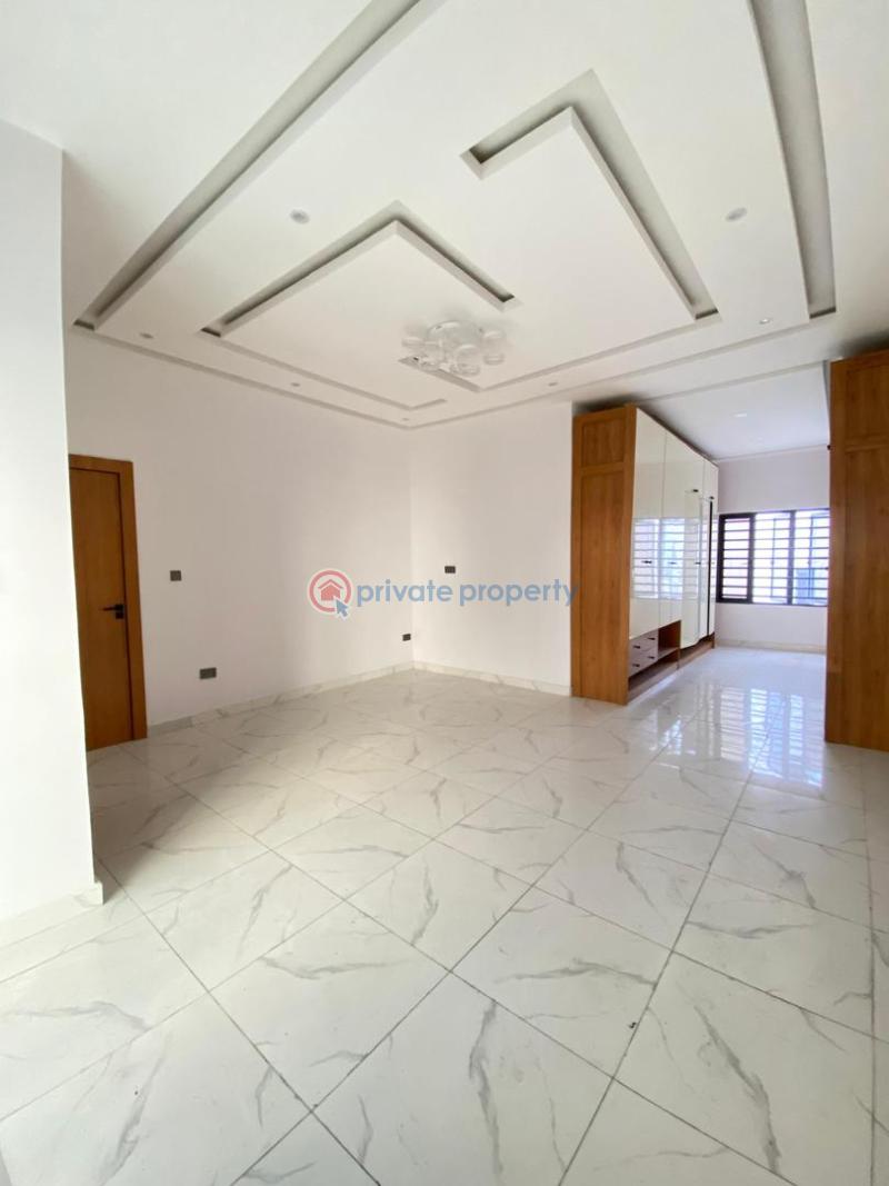 5 bedroom Semi detached Duplex For Sale Ologolo Lekki Lagos - 1