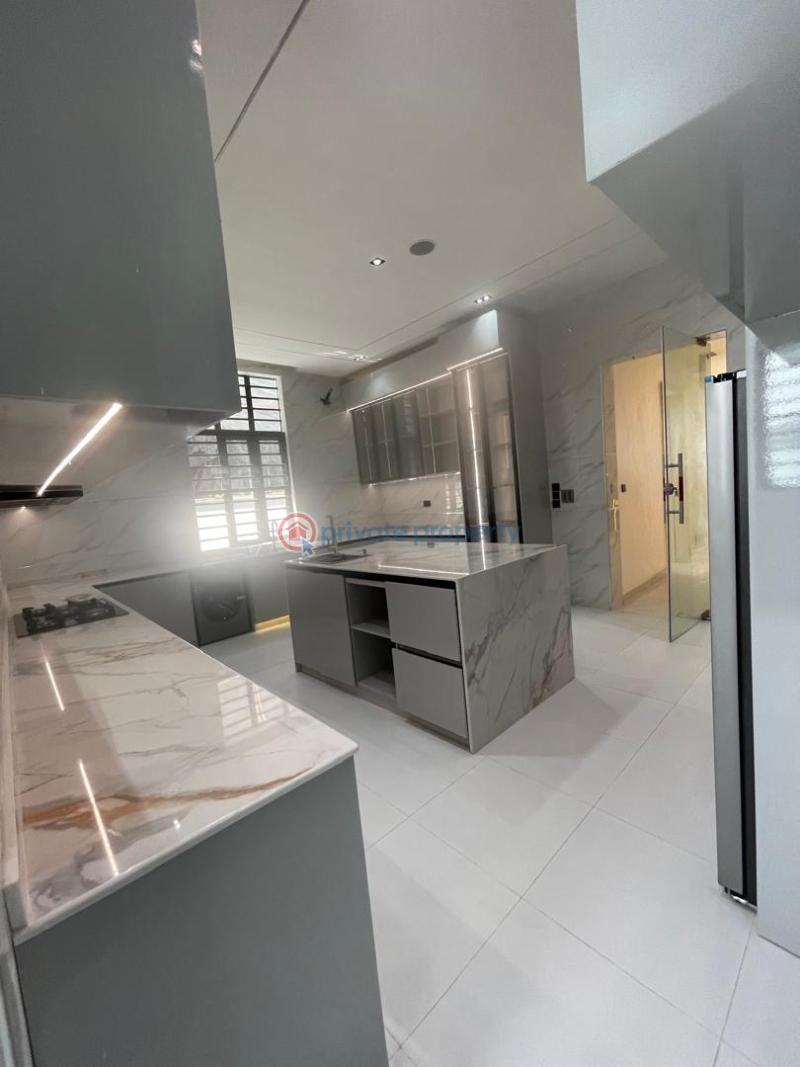 6 bedroom Detached Duplex For Sale Chevron Drive Lekki Lagos - 3