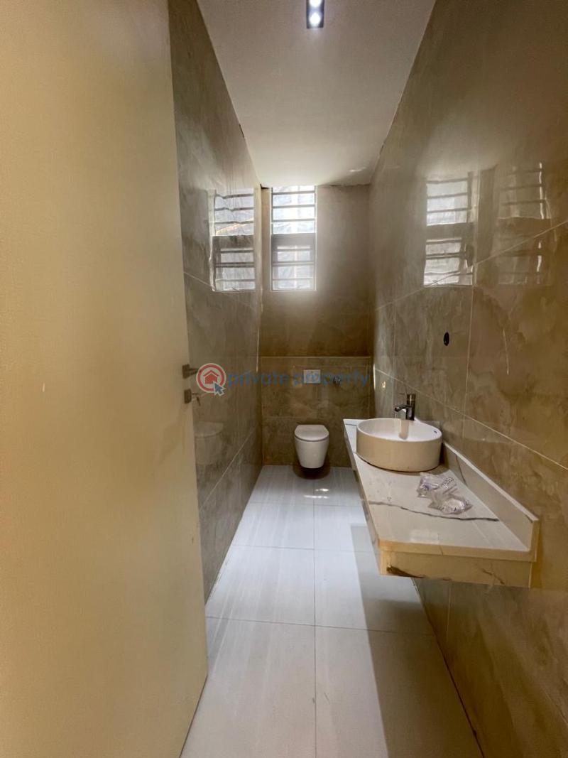 6 bedroom Detached Duplex For Sale Chevron Drive Lekki Lagos - 2