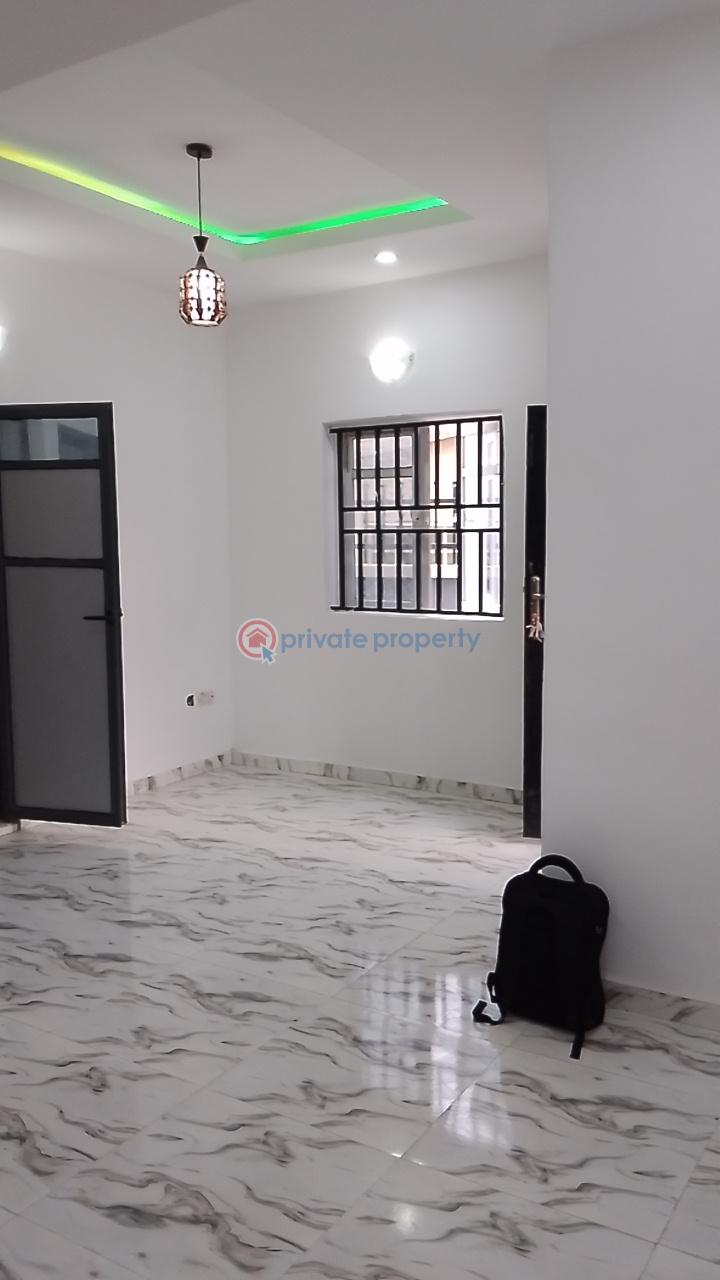 House For Rent Located:* At Transformer Before Promise Land Olorunkemi Estate, Alaaka Elebu. Ibadan Oyo - 4