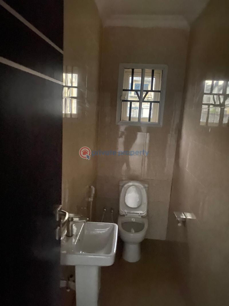 3 bedroom Block Of Flats For Rent Obasanjo Hilltop Estate, Abeokuta Oke Mosan Abeokuta Ogun - 2
