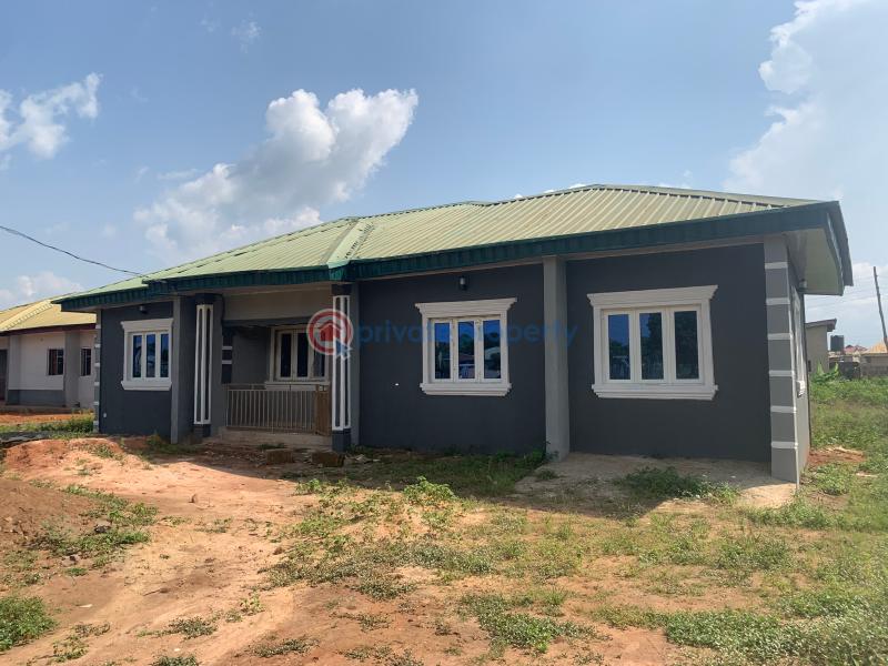 3 bedroom Detached Bungalow For Sale Fhe, Obada, Abeokuta Abeokuta Ogun - 3