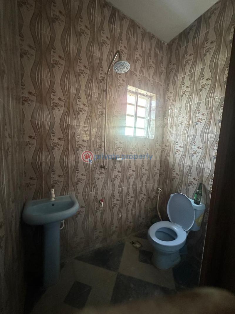 House For Rent At Forestry Hill, Jericho Gra. Ibadan Oyo - 9