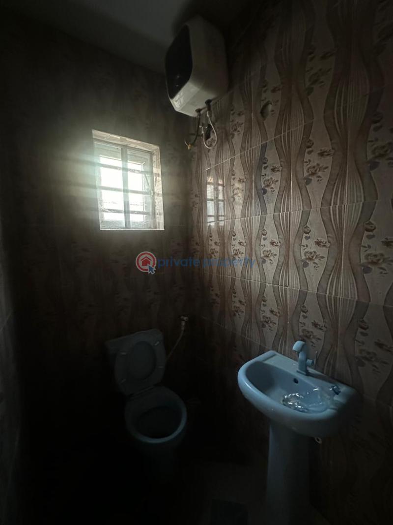 House For Rent At Forestry Hill, Jericho Gra. Ibadan Oyo - 1