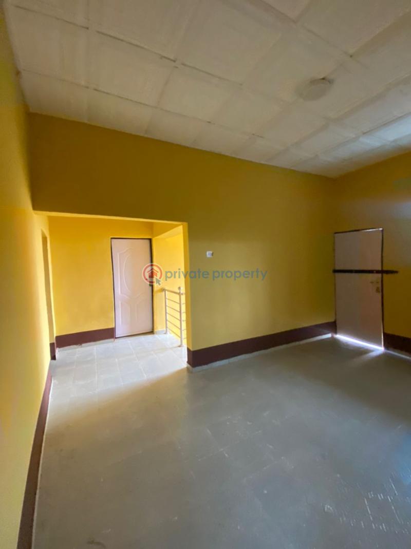 4 bedroom Semi detached Bungalow For Rent Gra Extension, Gbokoniyi, Abeokuta, Ogun State Ojeere Abeokuta Ogun - 1
