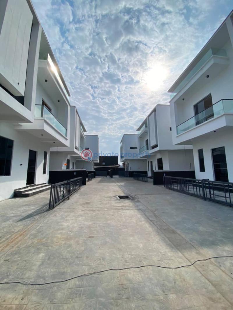 4 bedroom Detached Duplex For Sale Idado Lekki Lagos - 9