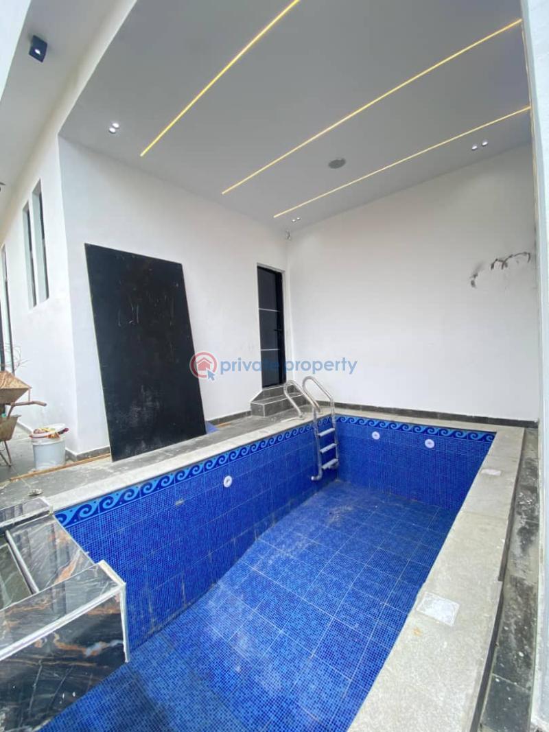 5 bedroom Detached Duplex For Sale Chevron Drive Lekki Lagos - 1