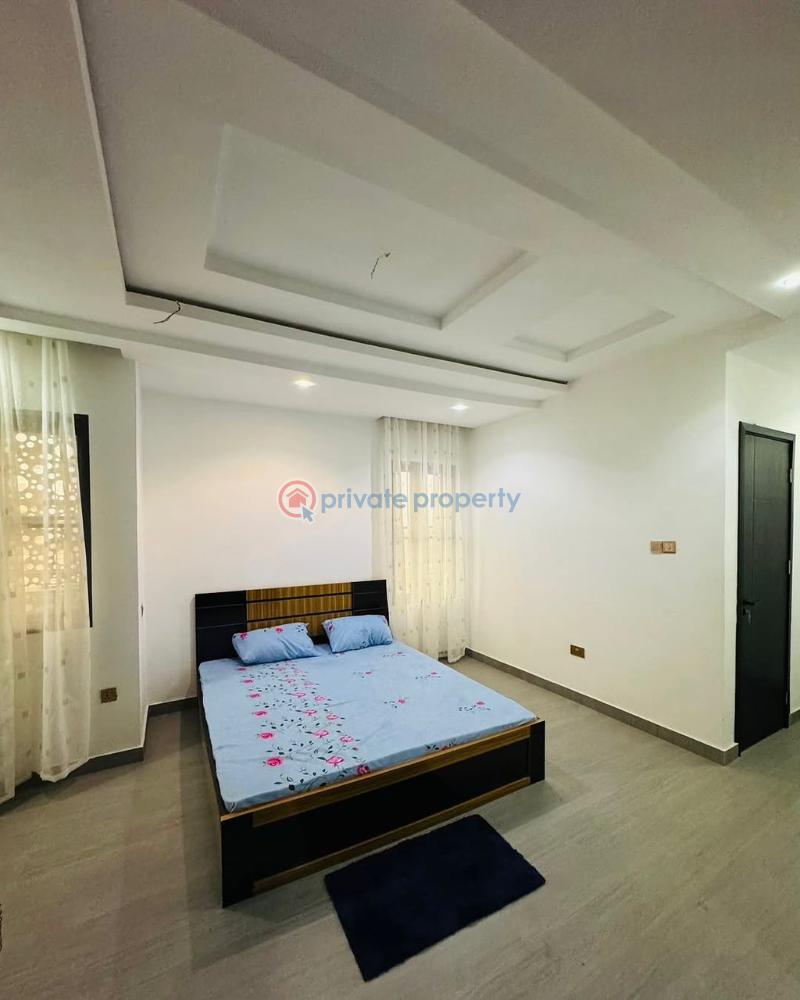 House For Rent Location: Kolapo Ishola Gra, Akobo, Ibadan* Akobo Ibadan Oyo - 13