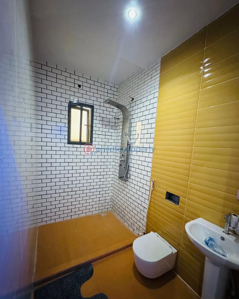 House For Rent Location: Kolapo Ishola Gra, Akobo, Ibadan* Akobo Ibadan Oyo - 4