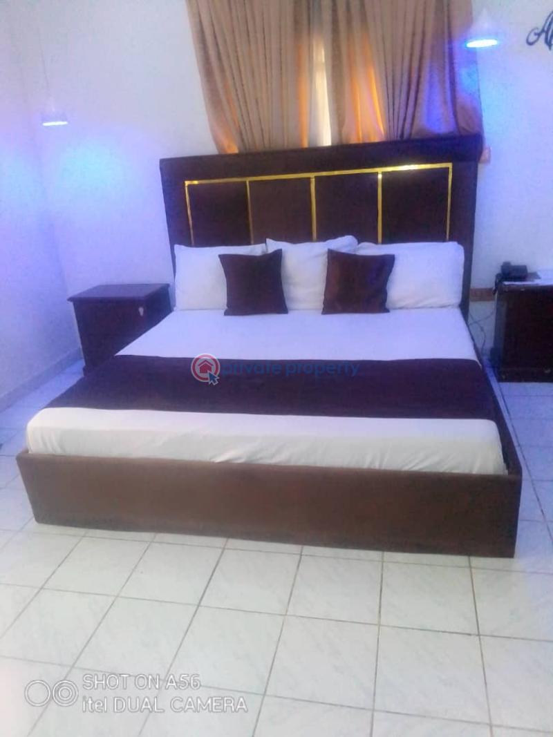 1 bedroom Self Contain Short let B Close Off 32 Crescent, Off 3rd Avenue. Gwarimpa Abuja Gwarimpa Abuja Phase 3  - 4