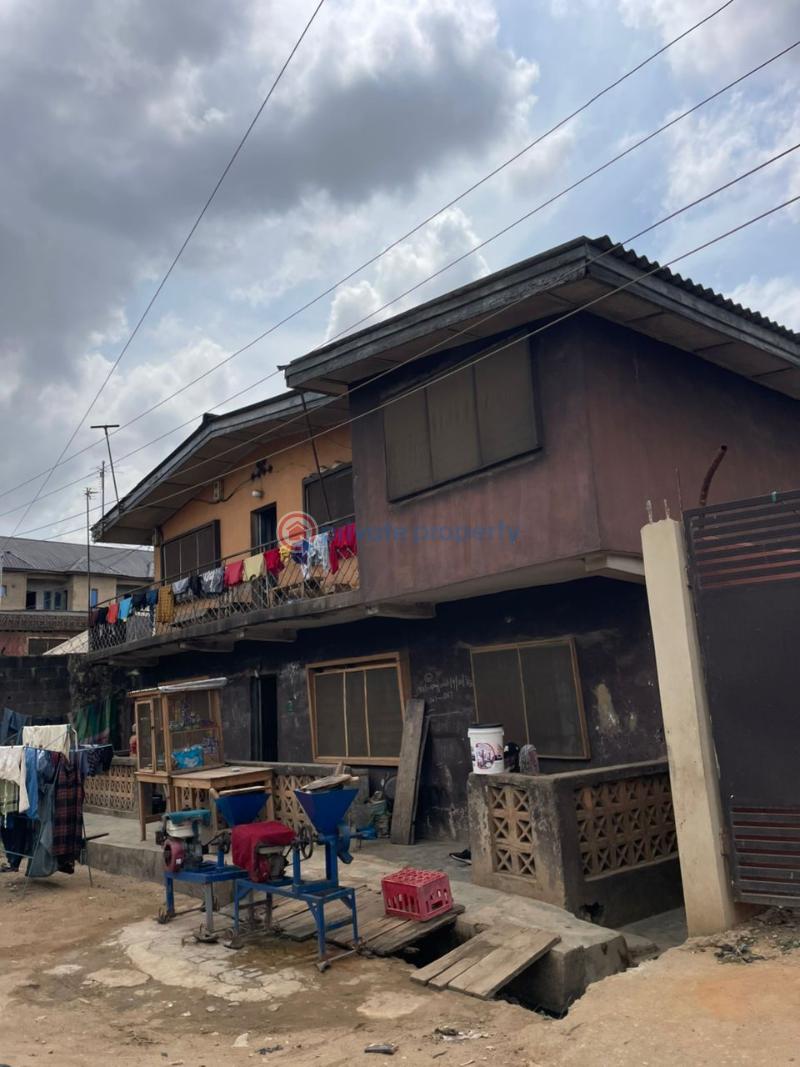 10 bedroom House For Sale Pen Cinema Agege Lagos - 4