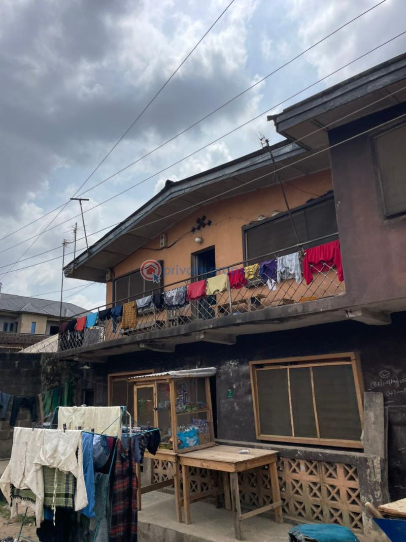 10 bedroom House For Sale Pen Cinema Agege Lagos - 3