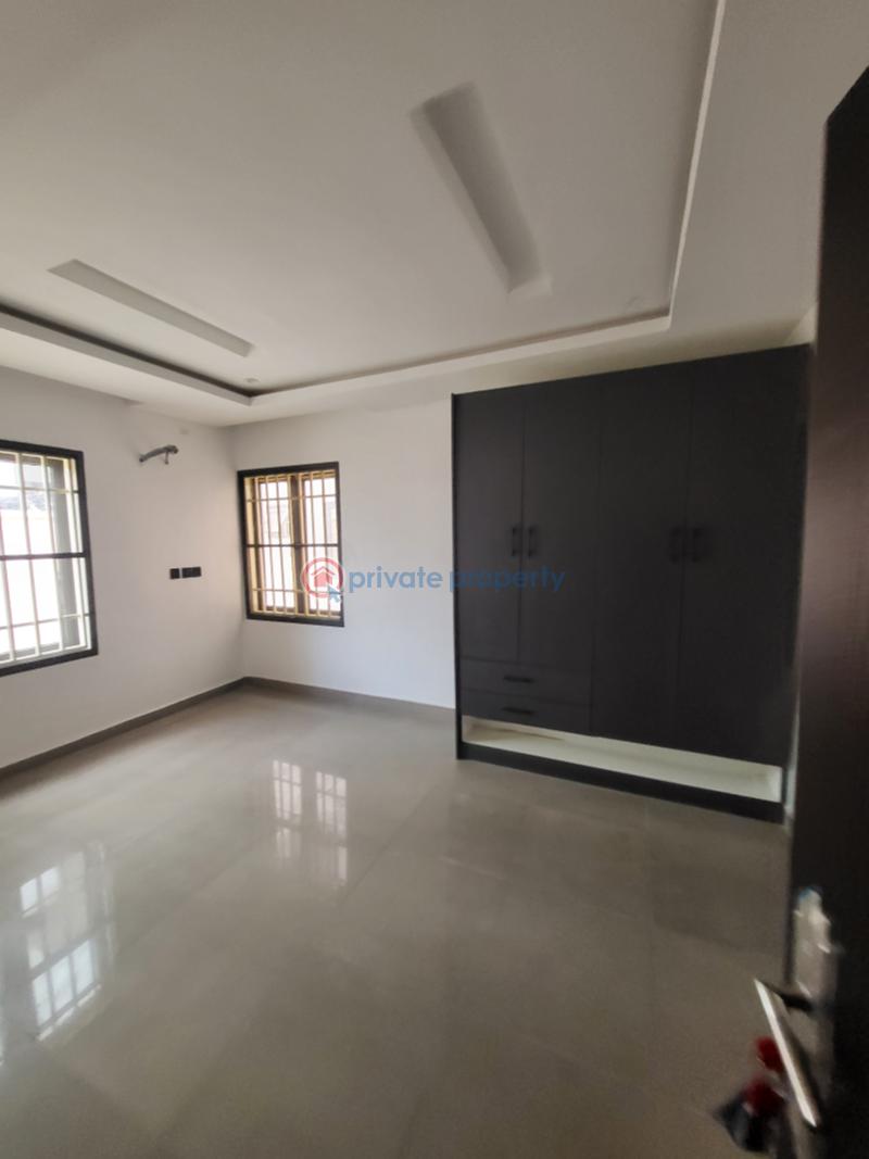 3 bedroom Block Of Flats For Rent Jahi Abuja Phase 2  - 8