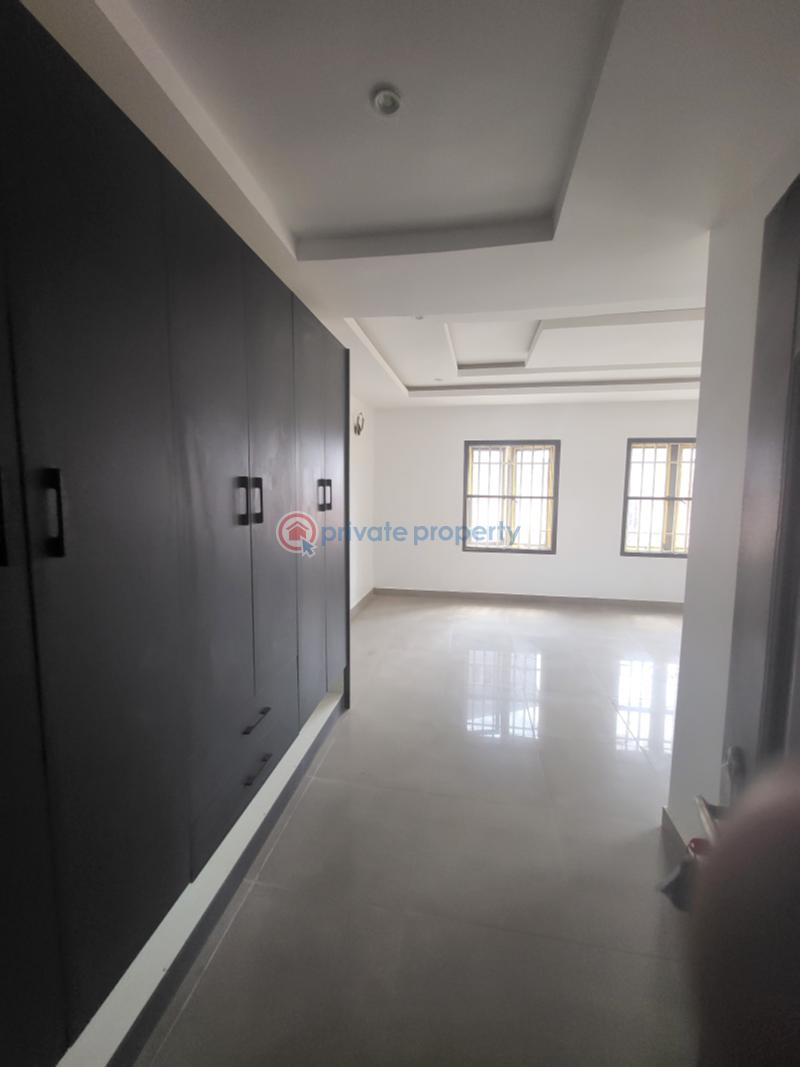 3 bedroom Block Of Flats For Rent Jahi Abuja Phase 2  - 3