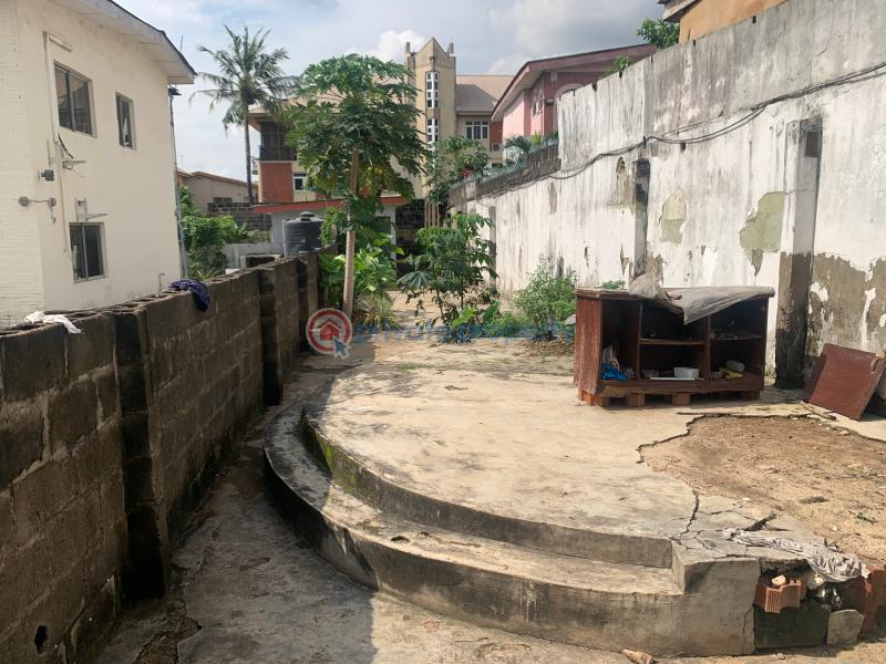 3 bedroom Block Of Flats For Sale Adeniyi Jones Ikeja Lagos - 4