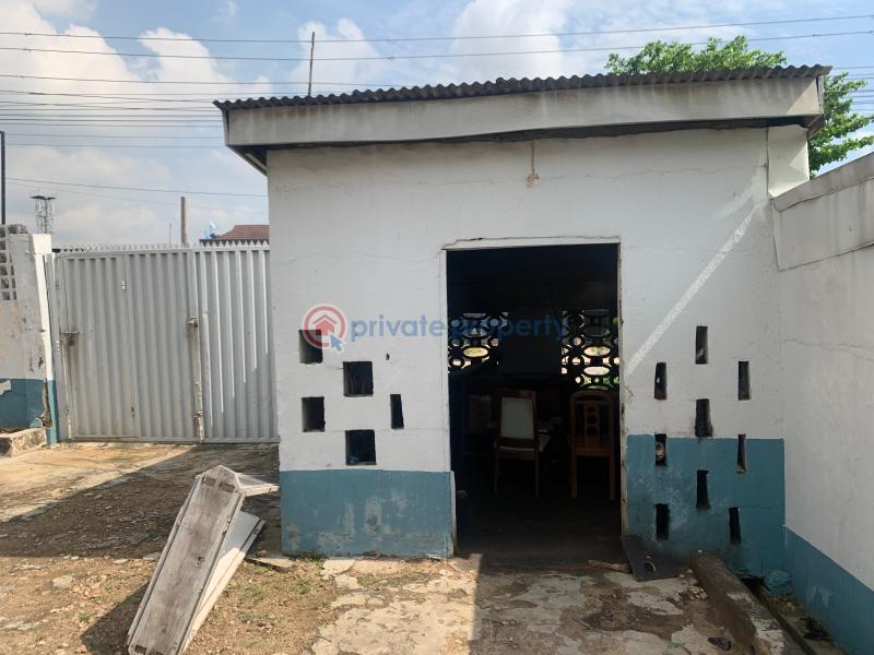 3 bedroom Block Of Flats For Sale Adeniyi Jones Ikeja Lagos - 12