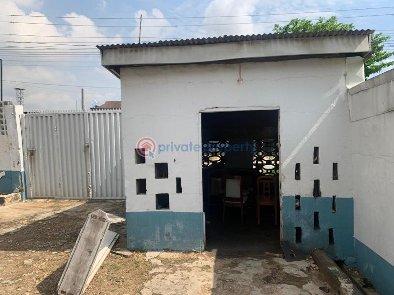 3 bedroom Block Of Flats For Sale Adeniyi Jones Ikeja Lagos - 0