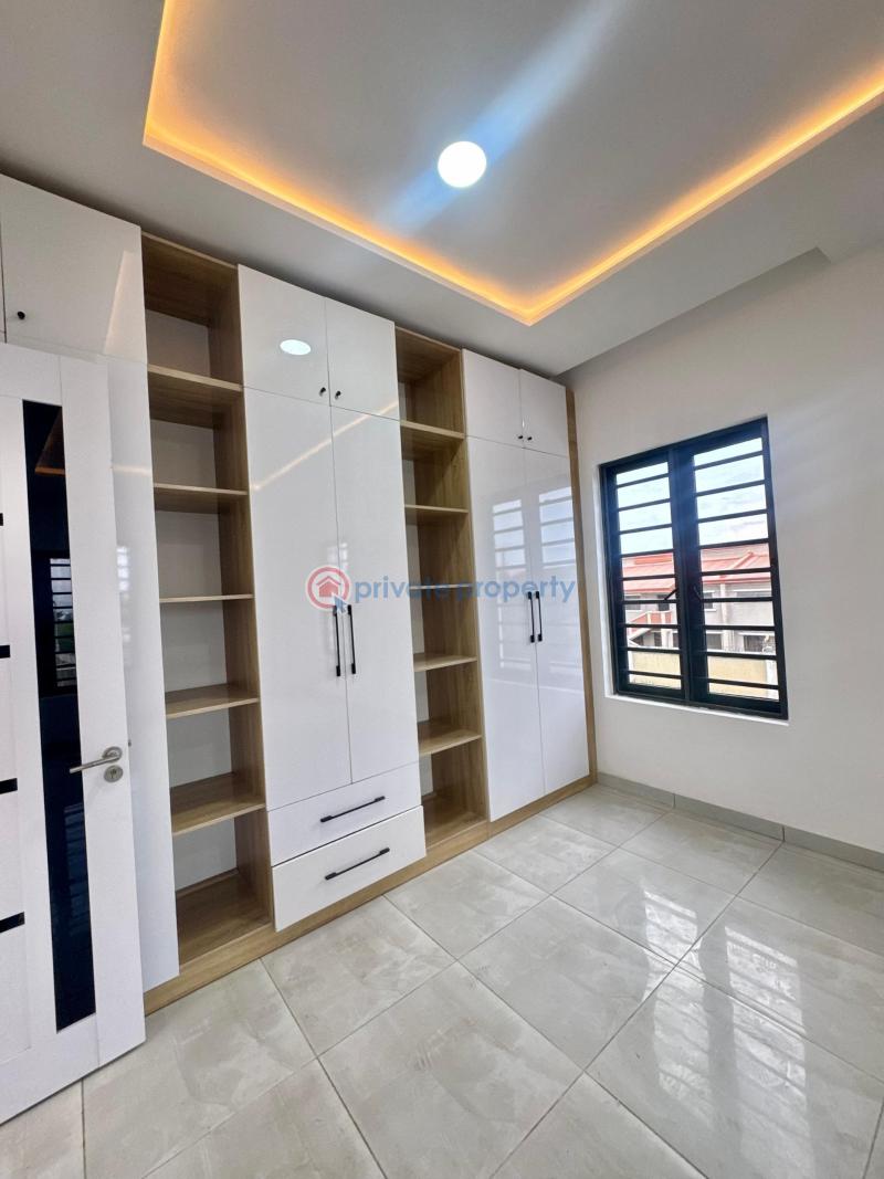 4 bedroom Terraced Duplex For Sale Victoria Island Lagos - 7