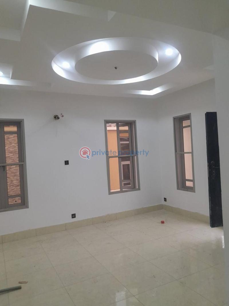 8 bedroom Maisonette For Sale Gowon Estate Egbeda Alimosho Lagos - 12