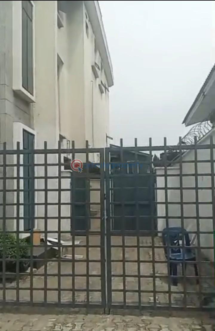 Commercial Property For Sale Jibowu Ikorodu Road Shomolu Lagos - 5