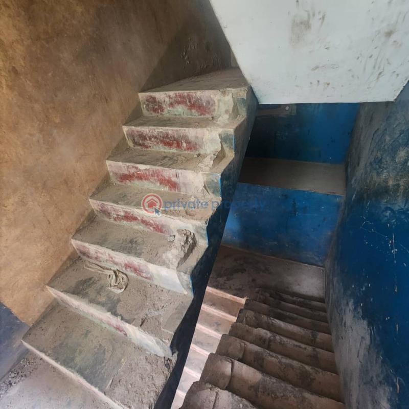2 bedroom Office For Sale Apata Bus Stop Apata Ibadan Apata Ibadan Oyo - 7