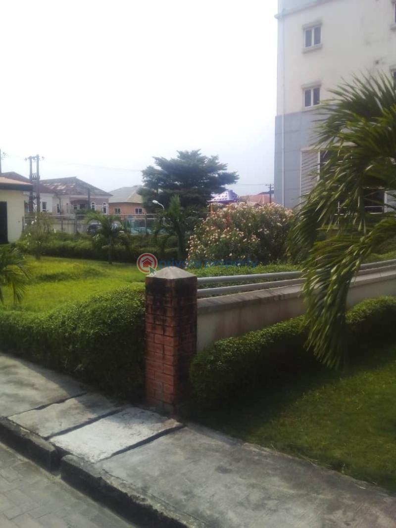 For rent 4 bedroom House Peninsula Lekki Phase 1 Lagos (PID 8PZHJS