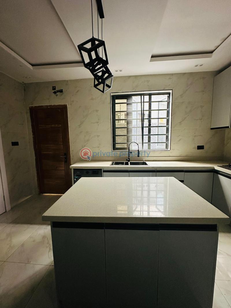 5 bedroom Detached Duplex For Sale Ologolo Lekki Lagos - 5