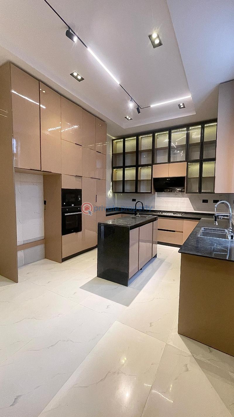 5 bedroom Detached Duplex For Sale Chevron Drive Lekki Lagos - 5