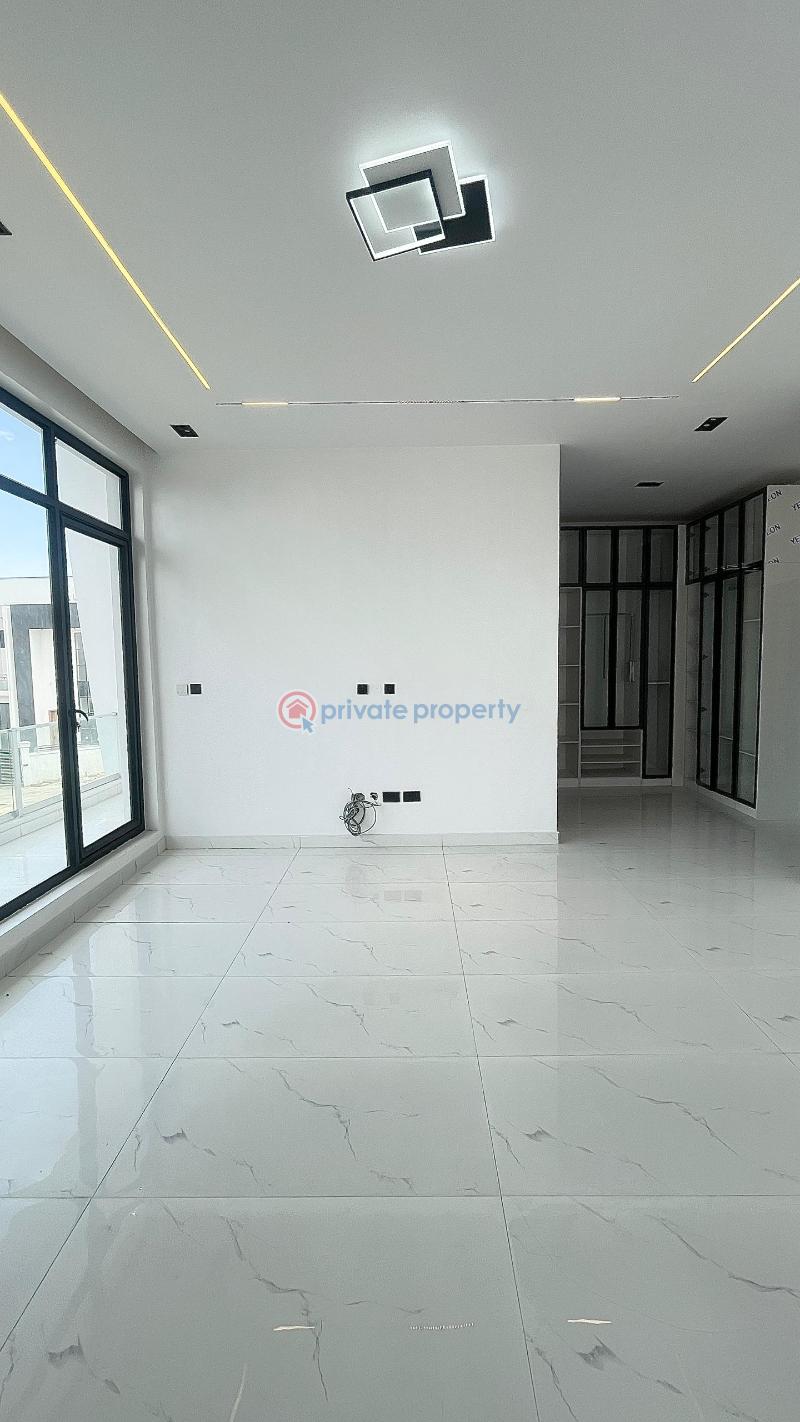 5 bedroom Detached Duplex For Sale Chevron Drive Lekki Lagos - 11