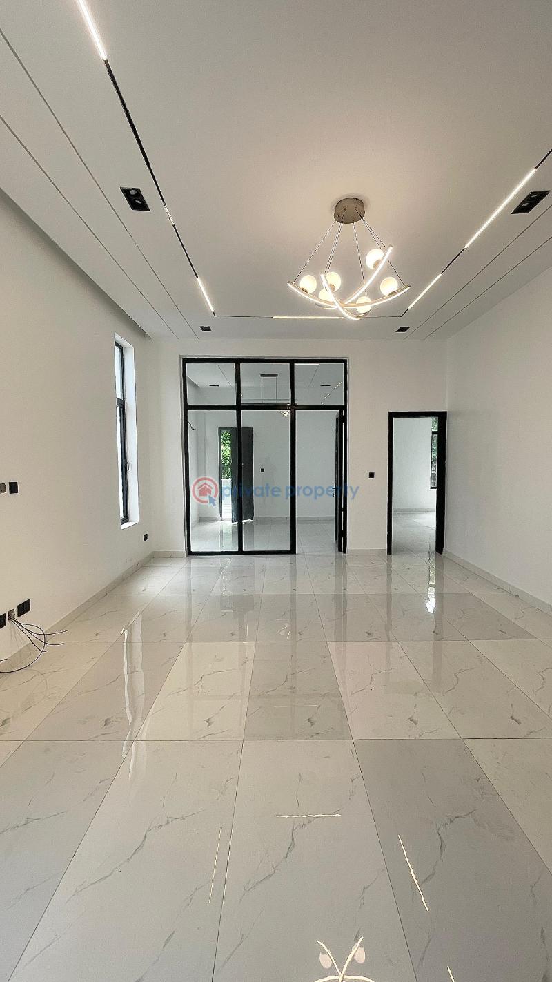 5 bedroom Detached Duplex For Sale Chevron Drive Lekki Lagos - 9