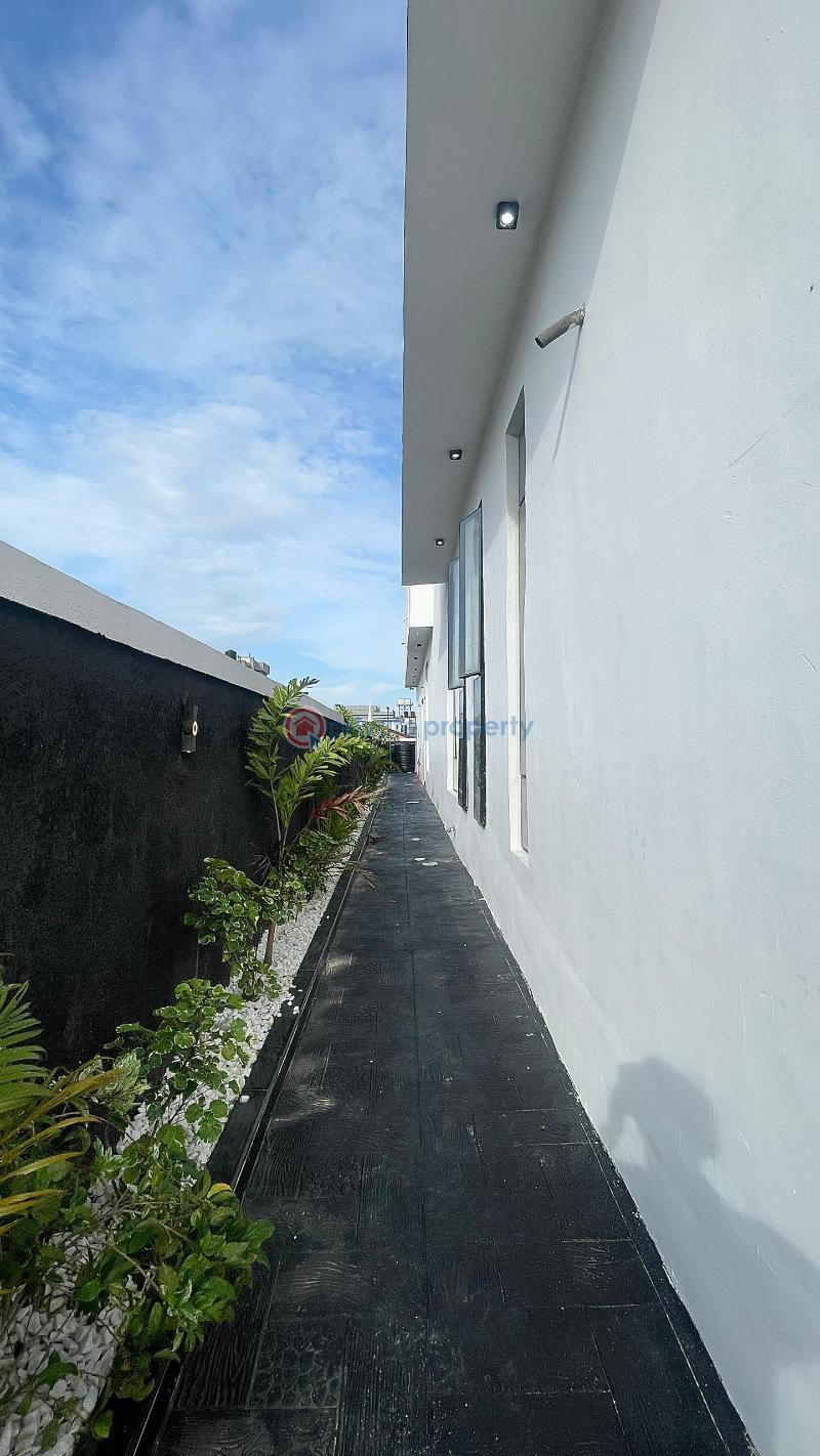 5 bedroom Detached Duplex For Sale Ologolo Lekki Lagos - 19