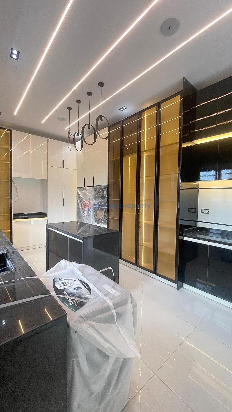 5 bedroom Detached Duplex For Sale Ologolo Lekki Lagos - 10