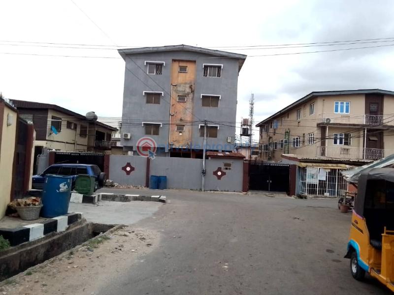 3 bedroom Flat & Apartment For Sale Off Allen Avenue Ikeja Lagos - 5