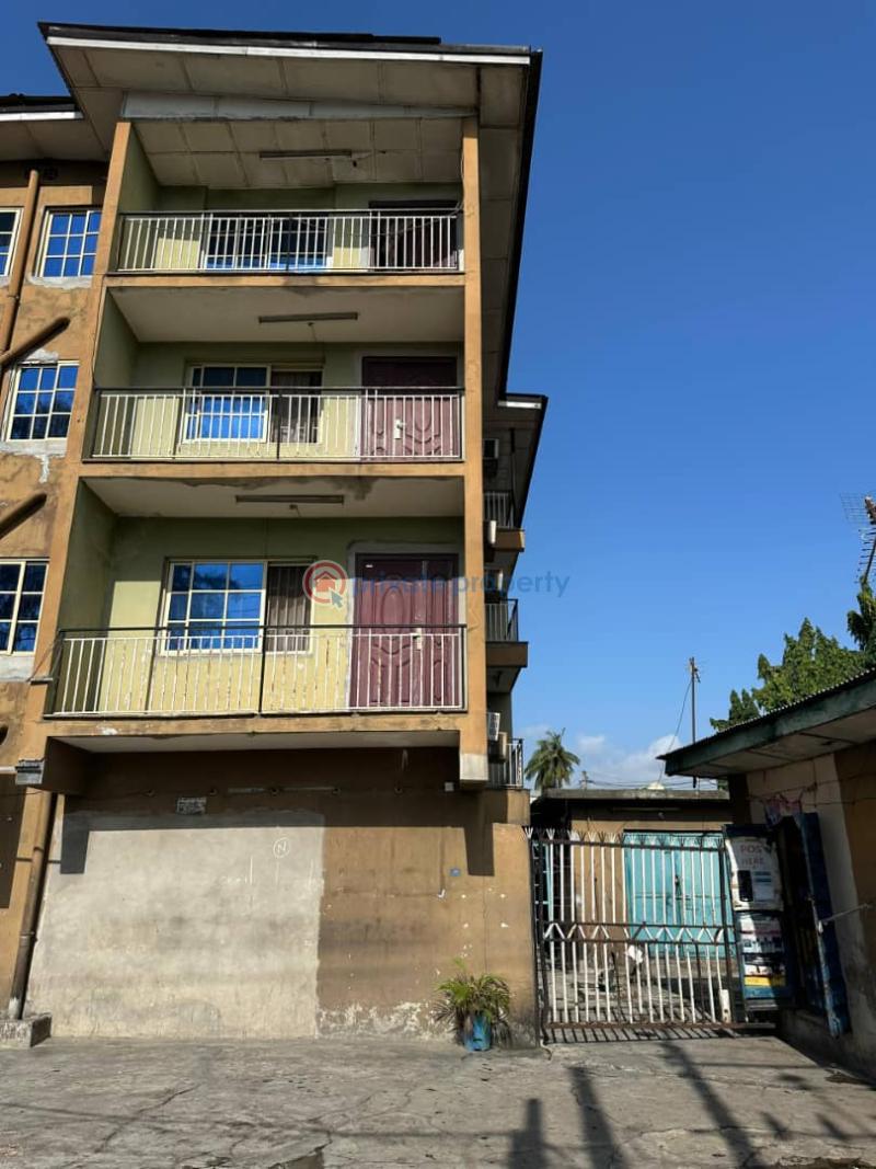 3 bedroom Block Of Flats For Sale Adeniyi Jones Ikeja Lagos