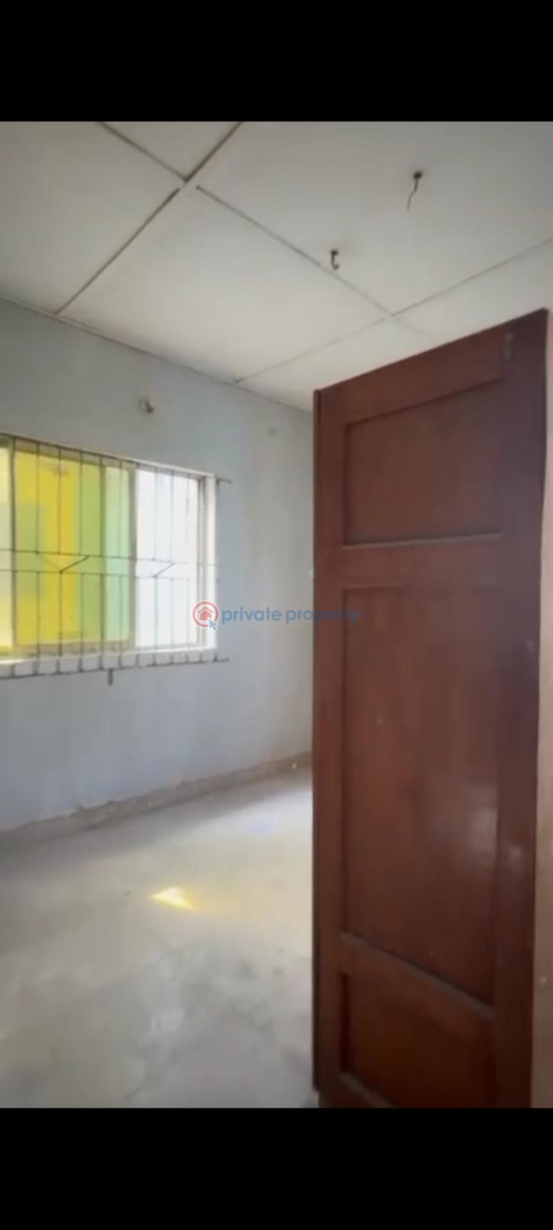 3 bedroom Block Of Flats For Rent Soluyi Gbagada Lagos - 9