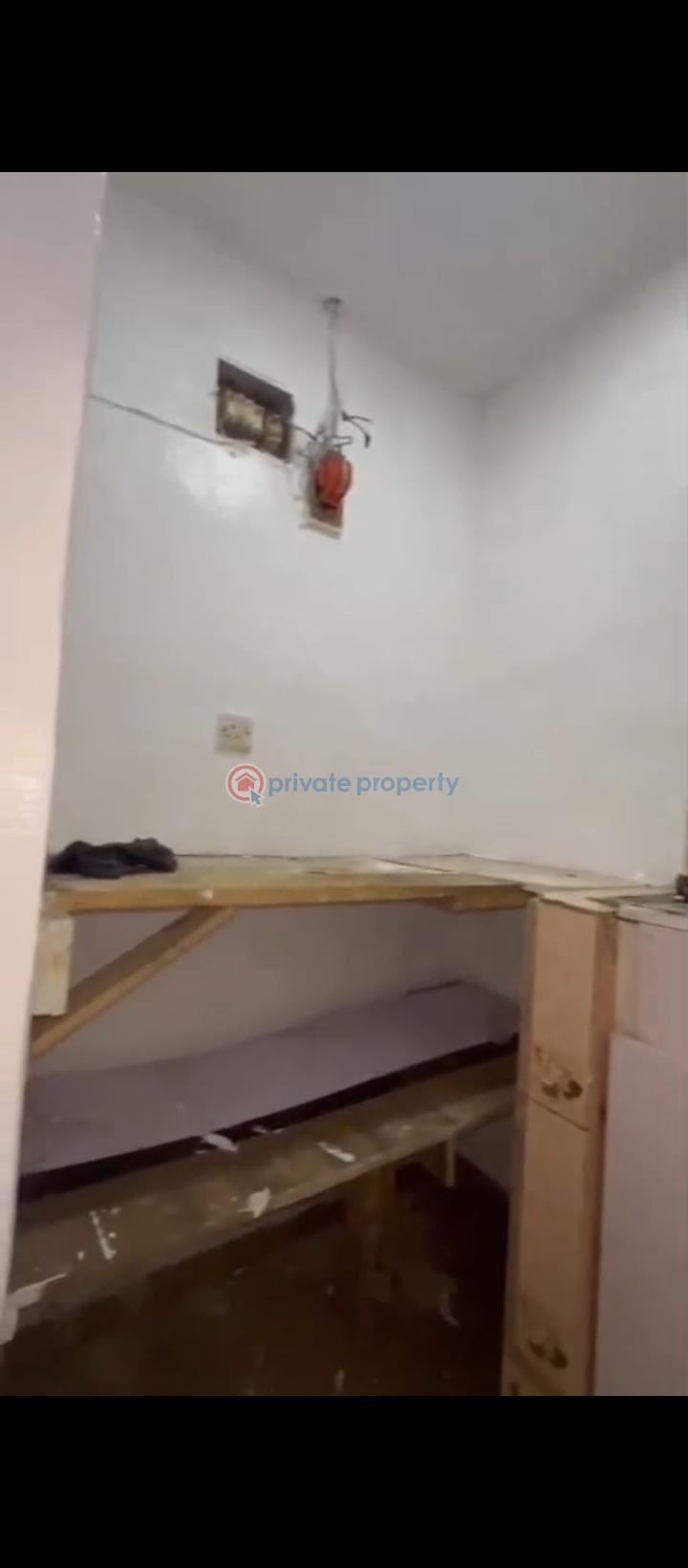 Self Contain For Rent Off Pedro Road, Shomolu Lagos Shomolu Lagos - 2