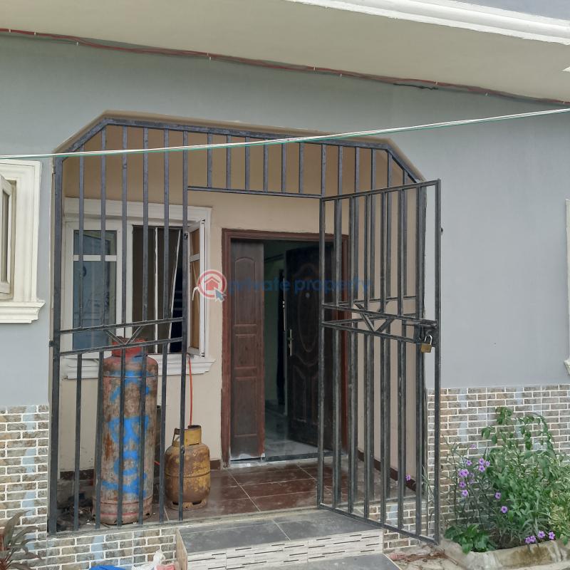 2 bedroom Block Of Flats For Rent Sunny Villa, Even Estate Ado Ajah Lagos - 2
