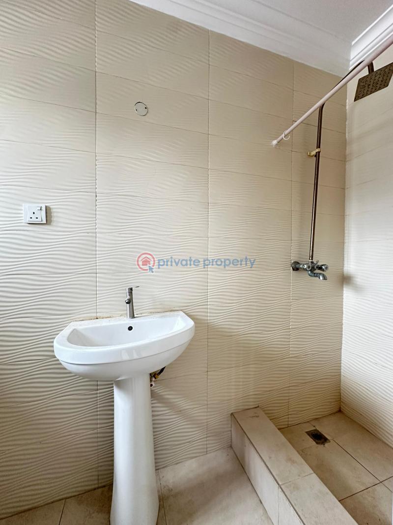 A very spacious 3 bedroom apartment - 7 3 bedroom Flat & Apartment For Rent Ologolo Lekki Lagos - 7