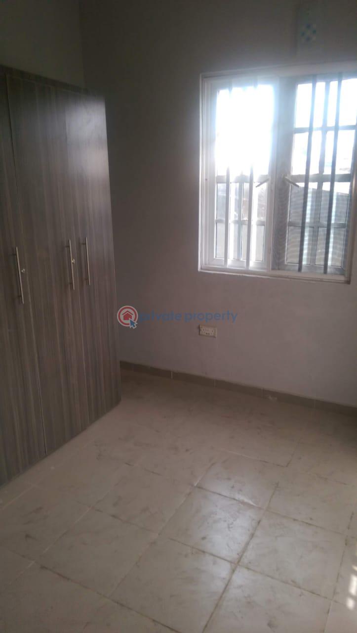 2 bedroom Flat & Apartment For Rent Alagomeji Yaba Lagos - 2