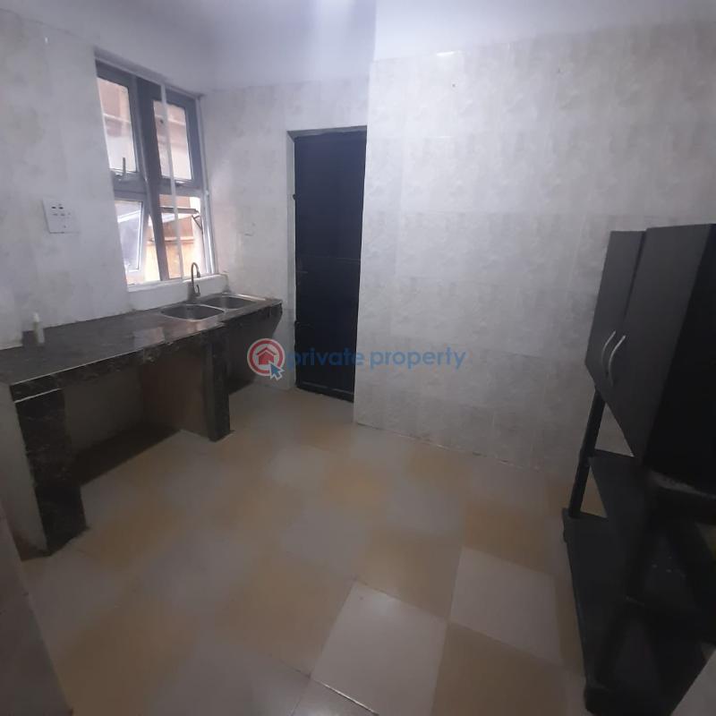 2 bedroom Flat & Apartment For Rent Alagomeji Yaba Lagos - 1