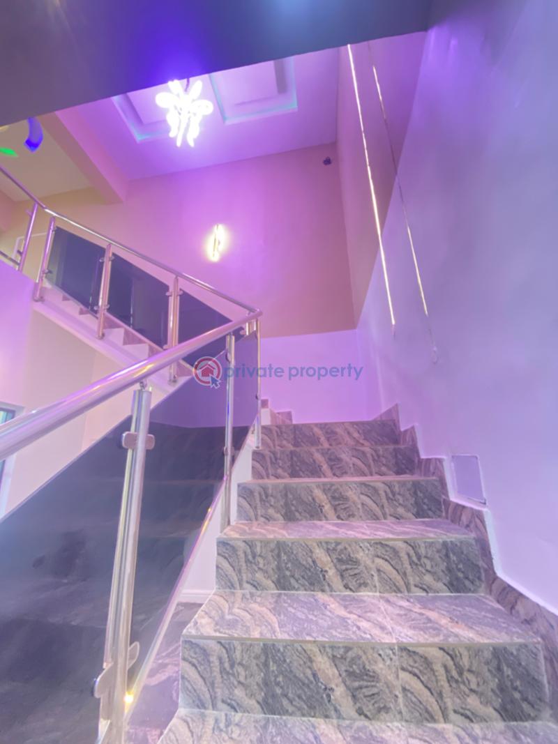 4 bedroom Semi detached Duplex For Sale Estate, New Owerri. Few Minutes To Federal Secretariat Owerri Imo - 16