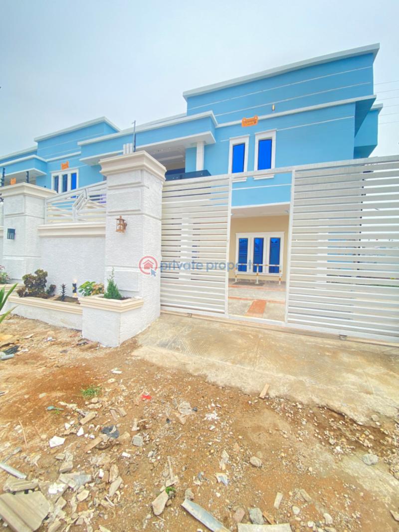 4 bedroom Semi detached Duplex For Sale Estate, New Owerri. Few Minutes To Federal Secretariat Owerri Imo - 1