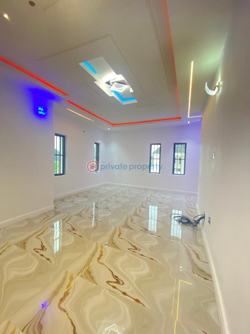 4 bedroom Semi detached Duplex For Sale Estate, New Owerri. Few Minutes To Federal Secretariat Owerri Imo - 17