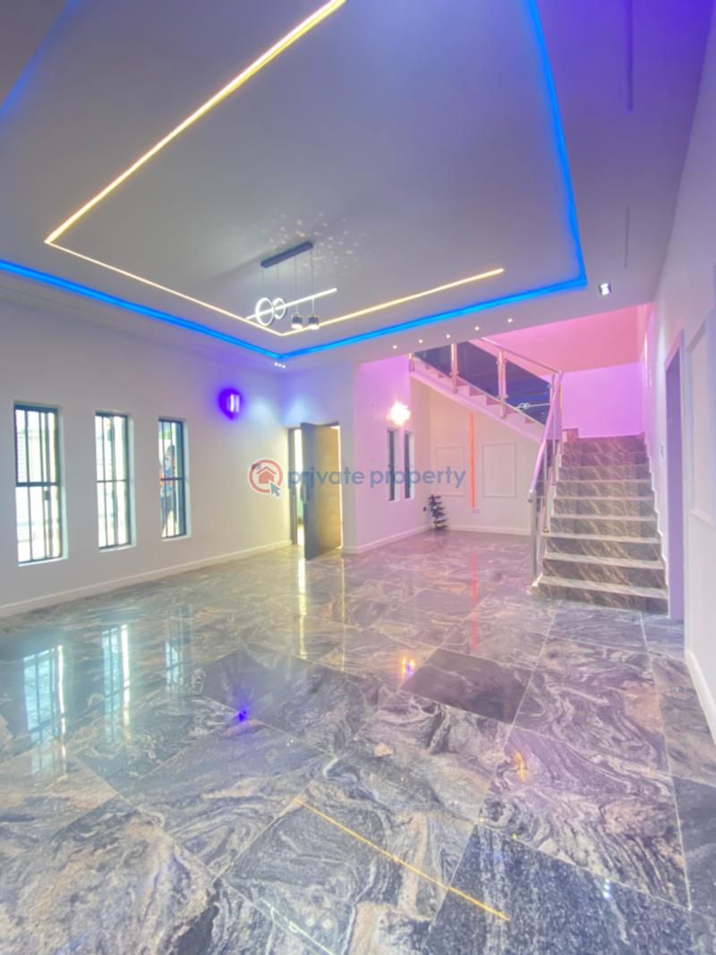4 bedroom Semi detached Duplex For Sale Estate, New Owerri. Few Minutes To Federal Secretariat Owerri Imo - 9