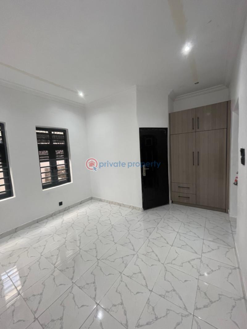 3 bedroom Block Of Flats For Rent Thomas Estate Ajah Lagos - 4